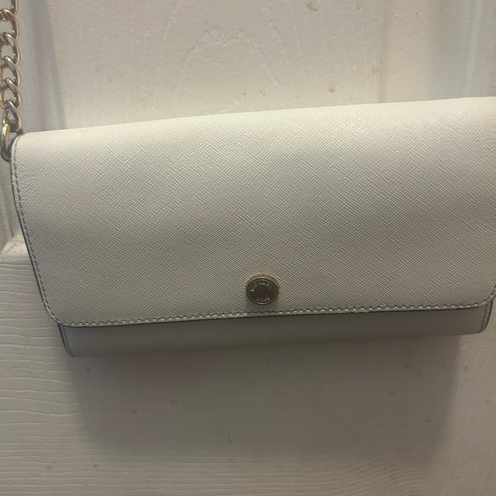 Michael Kors White Crossbody Leather Clutch with Chain Strap